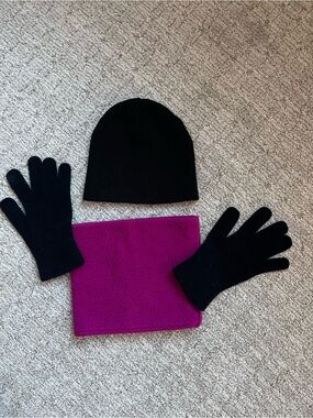 Winter Bundle! Turtle Fur Magenta Neck Warmer + Black Hat and Gloves